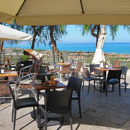 Belvedere Rent Bed & Breakfast 3*
