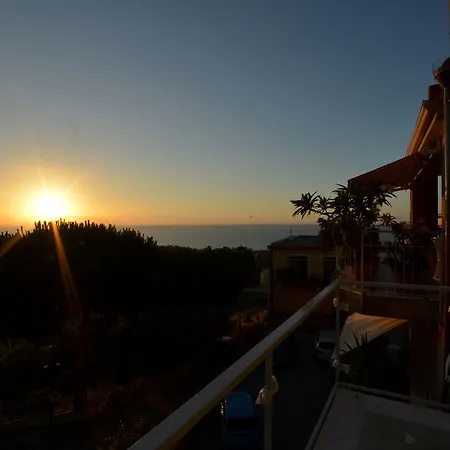 Belvedere Rent Bed & Breakfast Campofelice Di Roccella